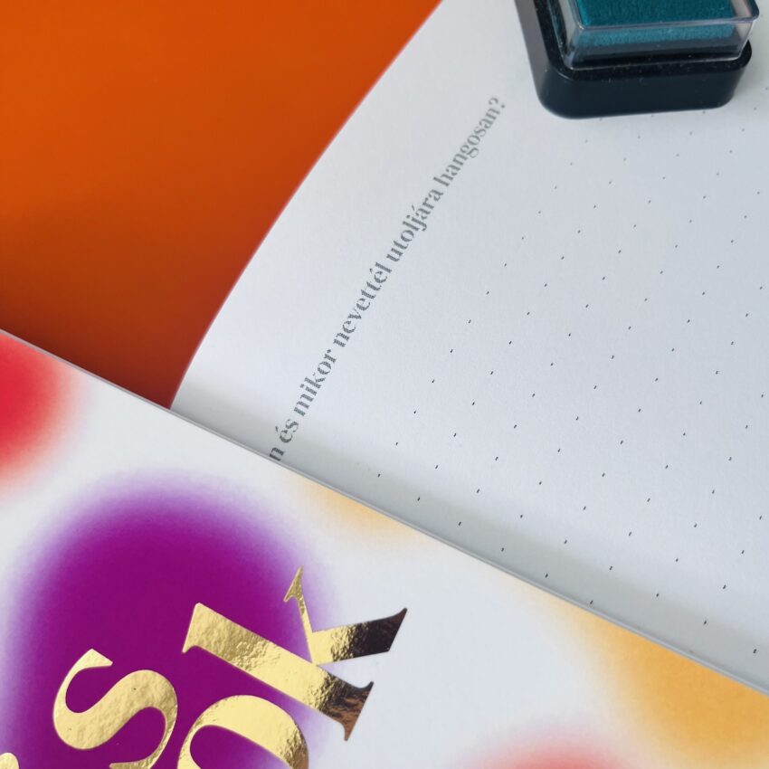 funkció és forma - HálaNapló – sokféle borító közül választhatsz! - Image 2
